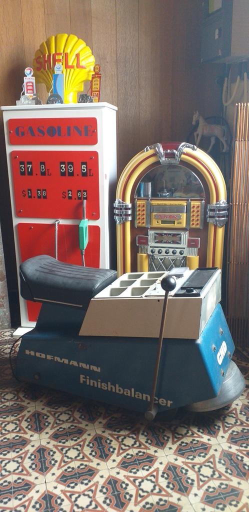 ancienne equilibreuse pneus tout vehicules, Enlèvement, Utilisé