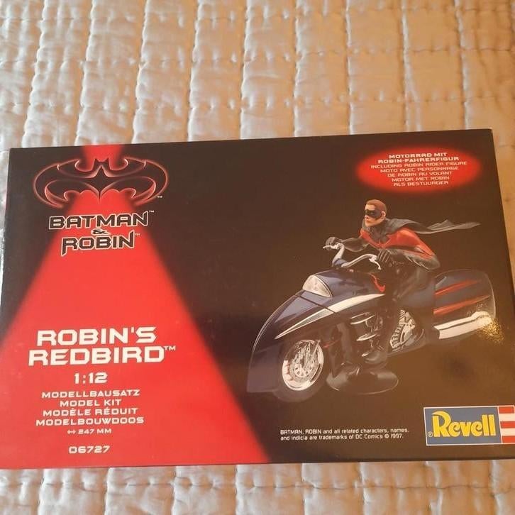 REVELL 1/12 BATMAN : LA MOTO REDBIRD DE Robin. MIB.SCELLE, Neuf, Revell, Plus grand que 1:32, Enlèvement