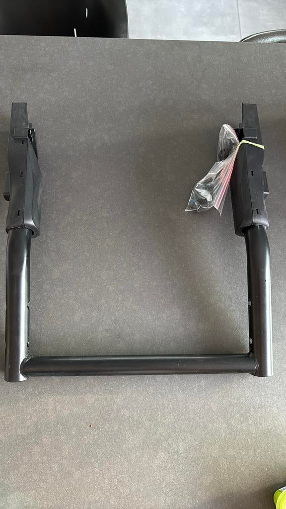 Gazelle Makki maxi cosi houder, Ophalen, Gebruikt