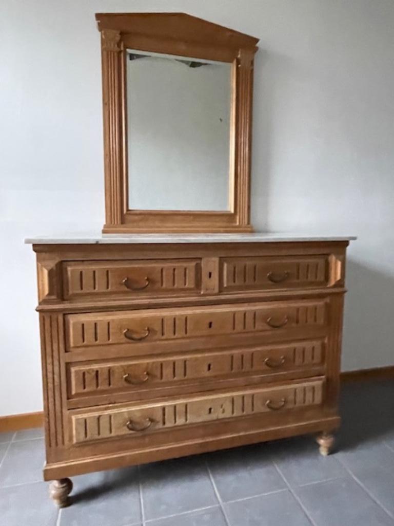 Très beau meuble ancien/lavabo en chêne moyen, Maison & Meubles, Armoires | Commodes, Ancien, 5 tiroirs ou plus, Moins de 100 cm