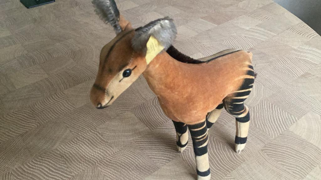Steiff - okapi -Vintage, Verzamelen, Beren en Cherished Teddies, Ophalen of Verzenden, Zo goed als nieuw, Steiff