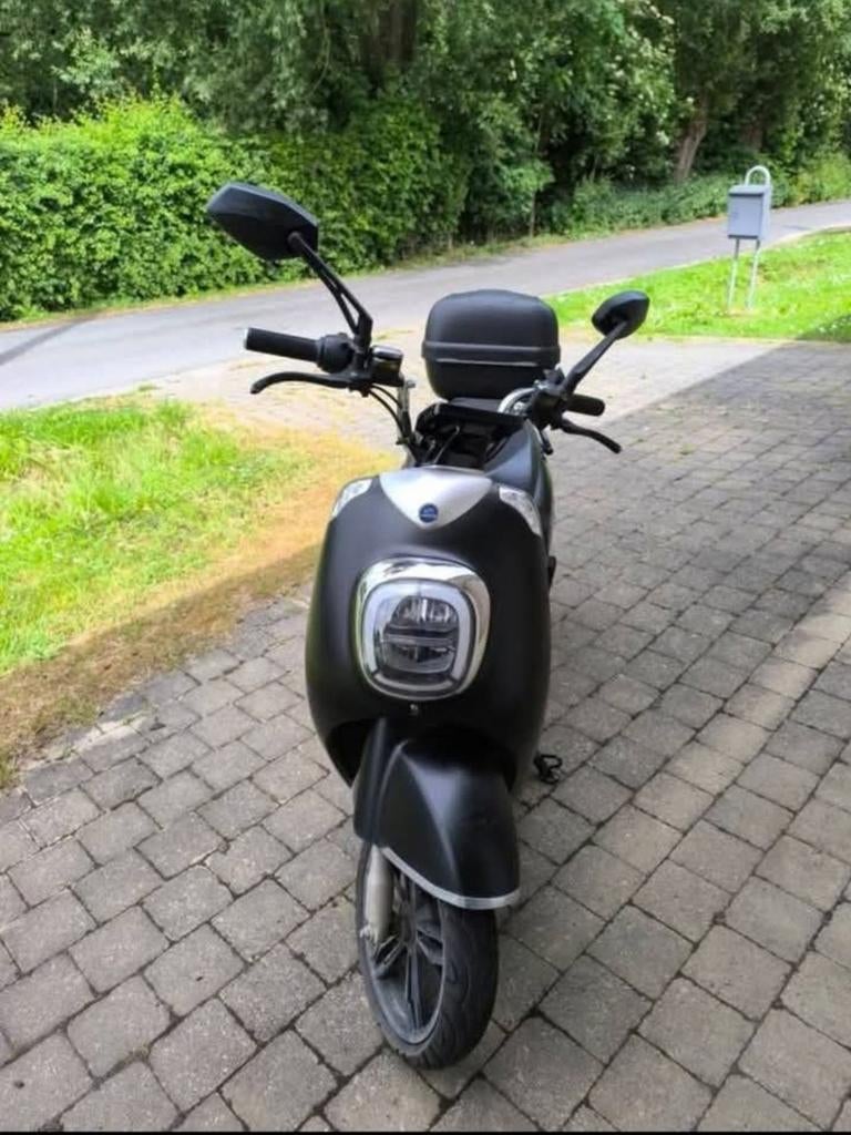 Scooter electrique Nipponia 25km/h, Fietsen en Brommers, Scooters | SYM, Ophalen
