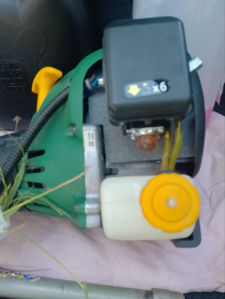 Moteur débroussailleuse