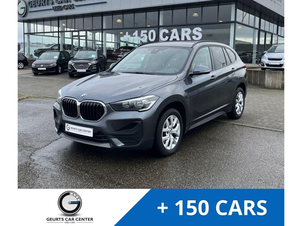BMW X1 Sdrive18i Advantage 1.5i 136pk Automaat !, Auto's, BMW, 136 pk, 5 zetels, 5 deurs, Zilver of Grijs