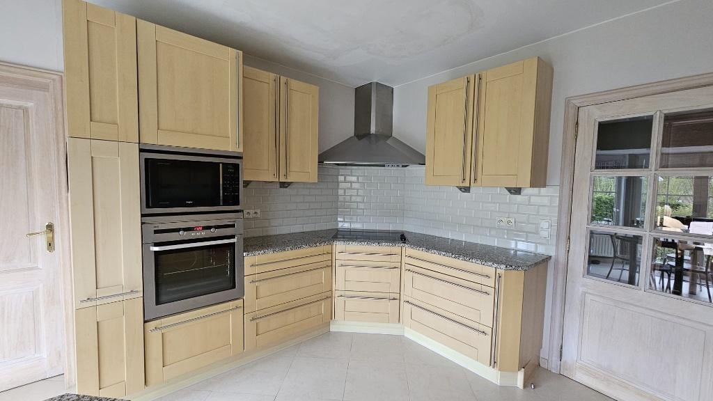 Cuisine plan de travail en granit, Granit ou Pierre, Autres couleurs, Enlèvement, Utilisé