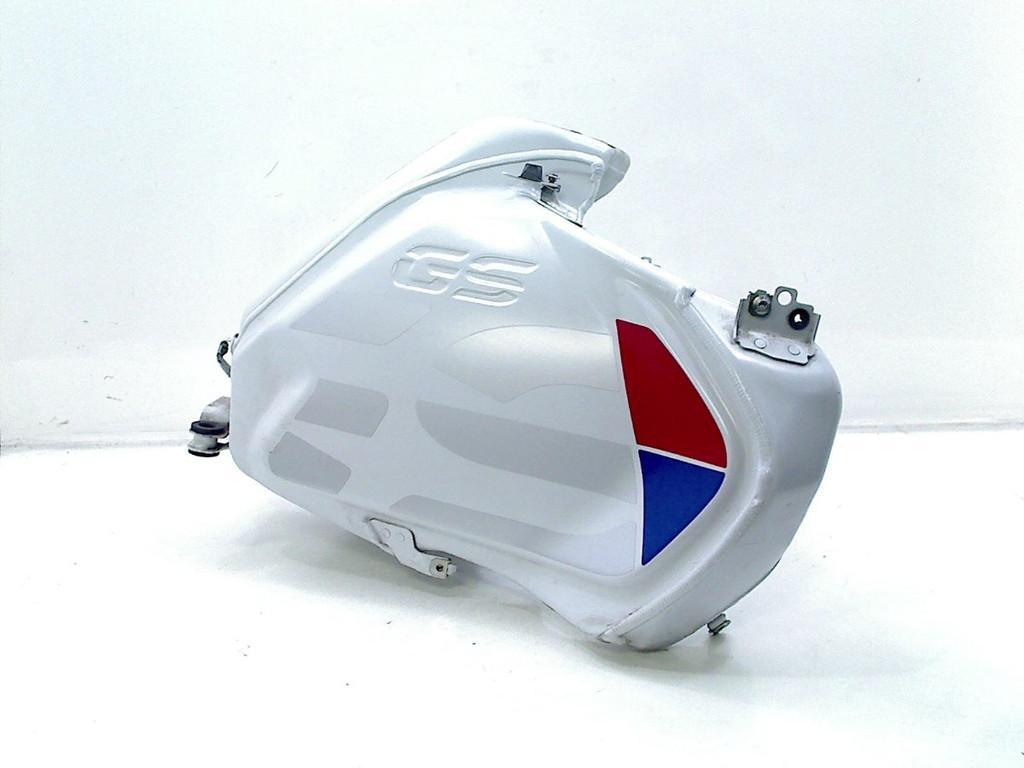 TANK BMW R 1250 GS Adventure 2019-2023 (R1250GS 19), Motoren, Dhr. S. di Majo, Gebruikt, Info@cama-motorparts.nl, P.J. Troelstraweg 8 8
3144 CX  MAASSLUIS, NL