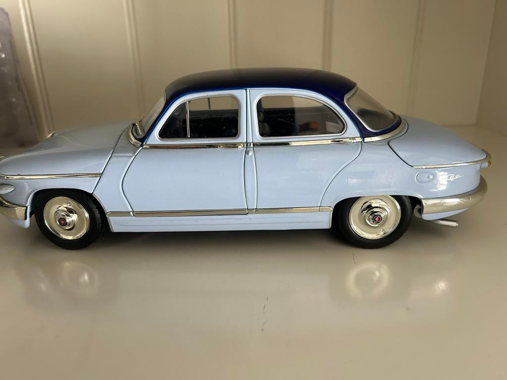 Panhard, Hobby en Vrije tijd, Modelauto's | 1:18, Ophalen of Verzenden, Zo goed als nieuw