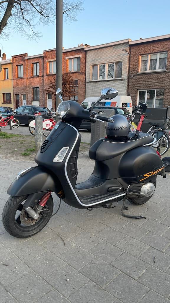 Vespa super sport 125, Ophalen of Verzenden, Zo goed als nieuw