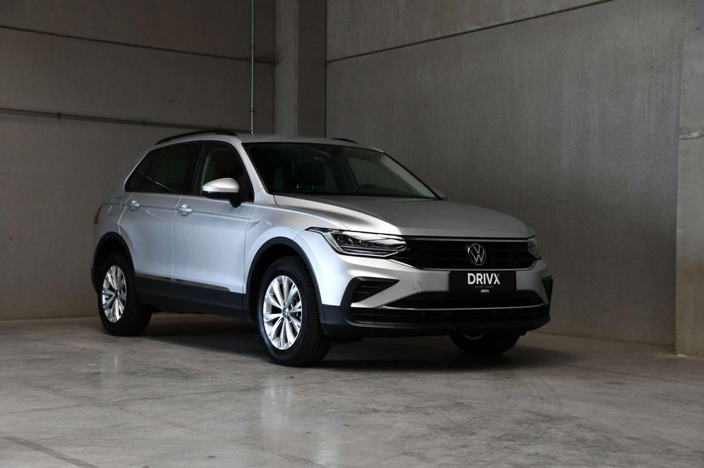 Volkswagen Tiguan Plug in - Carplay - ACC - DAB - Camera, Auto's, Volkswagen, Stof, 4 cilinders, https://public.car-pass.be/vhr/9b500109-242c-4292-b5ab-9239d53722fa