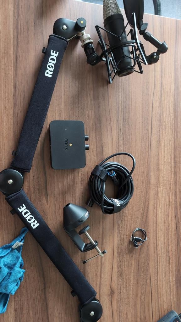 STUDIO MICROFOON TWV 500 ALLES INBEGREPEN, Ophalen of Verzenden, Zo goed als nieuw