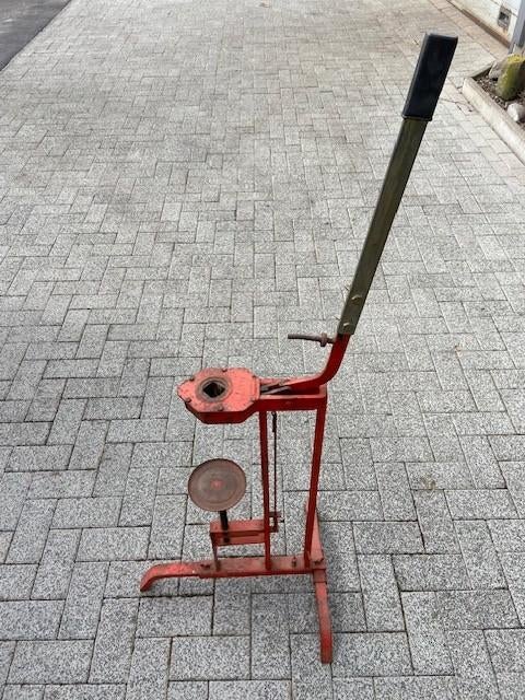 insert en liège, pince à liège en bronze, Enlèvement, Utilisé