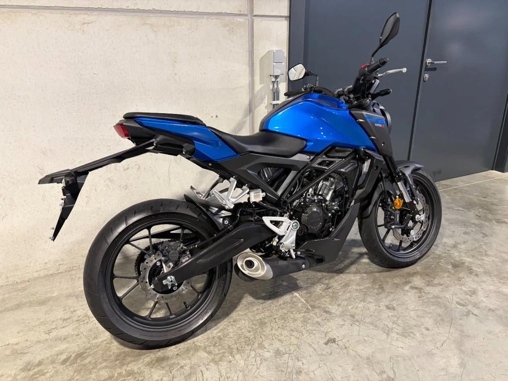 Honda CB125R nog als nieuw in showroomstaat (bj 2025), Motoren, Bedrijf, 125 cc, Overig