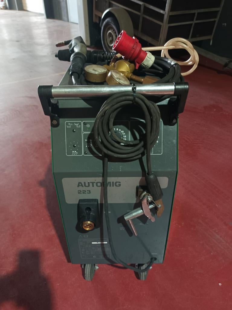 Industriële half automaat mig. 3 fase klaar voor gebruik, Doe-het-zelf en Bouw, Gereedschap | Lasapparaten, Ophalen, Tig