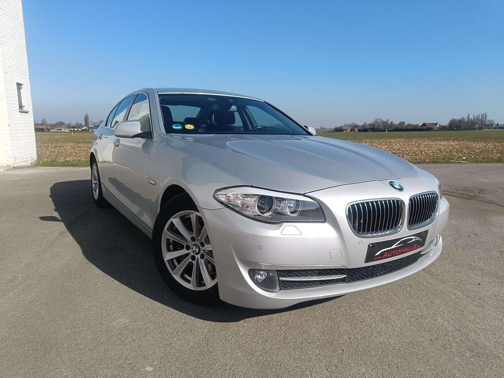 BMW 525 525d Start/Stop 217pk/ch - 93.000km - LEER/CAMERA, Autos, BMW, Entreprise, Achat, Série 5, ABS, Caméra de recul, Airbags