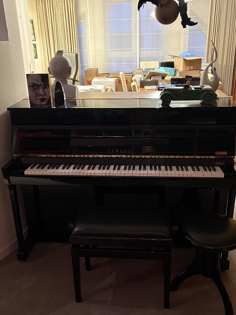 Yamaha MP70N Silent Piano (Akoestisch + Digitaal), Ophalen, Zwart, Zo goed als nieuw, Piano