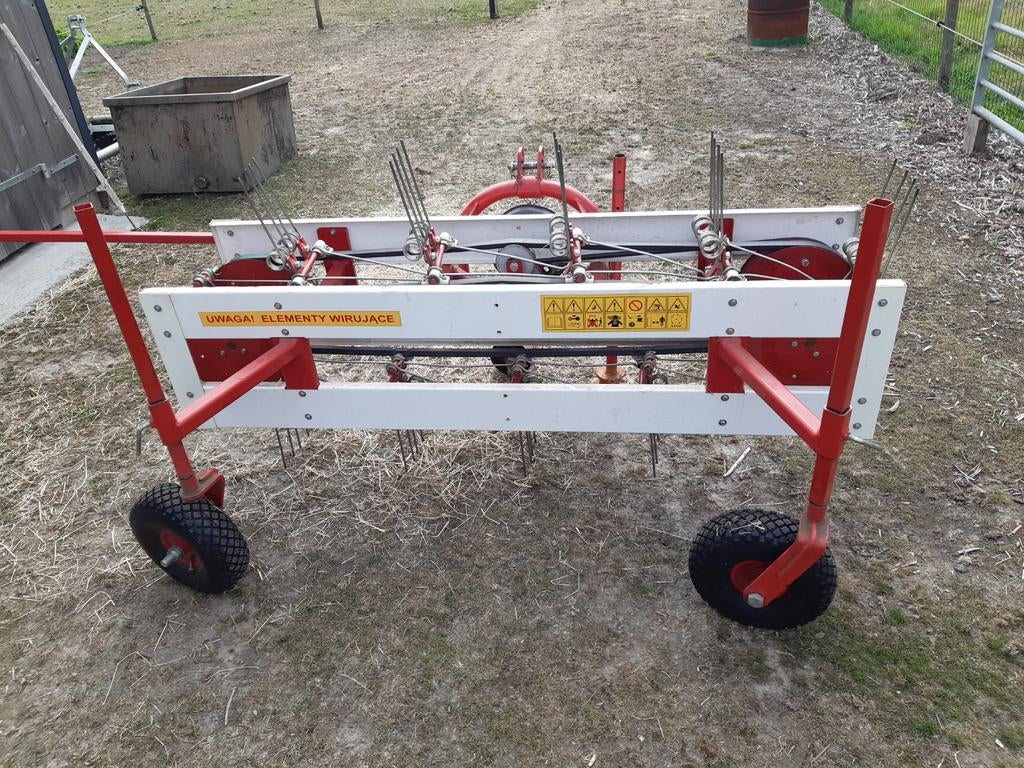 Hooischudder, Zakelijke goederen, Ophalen