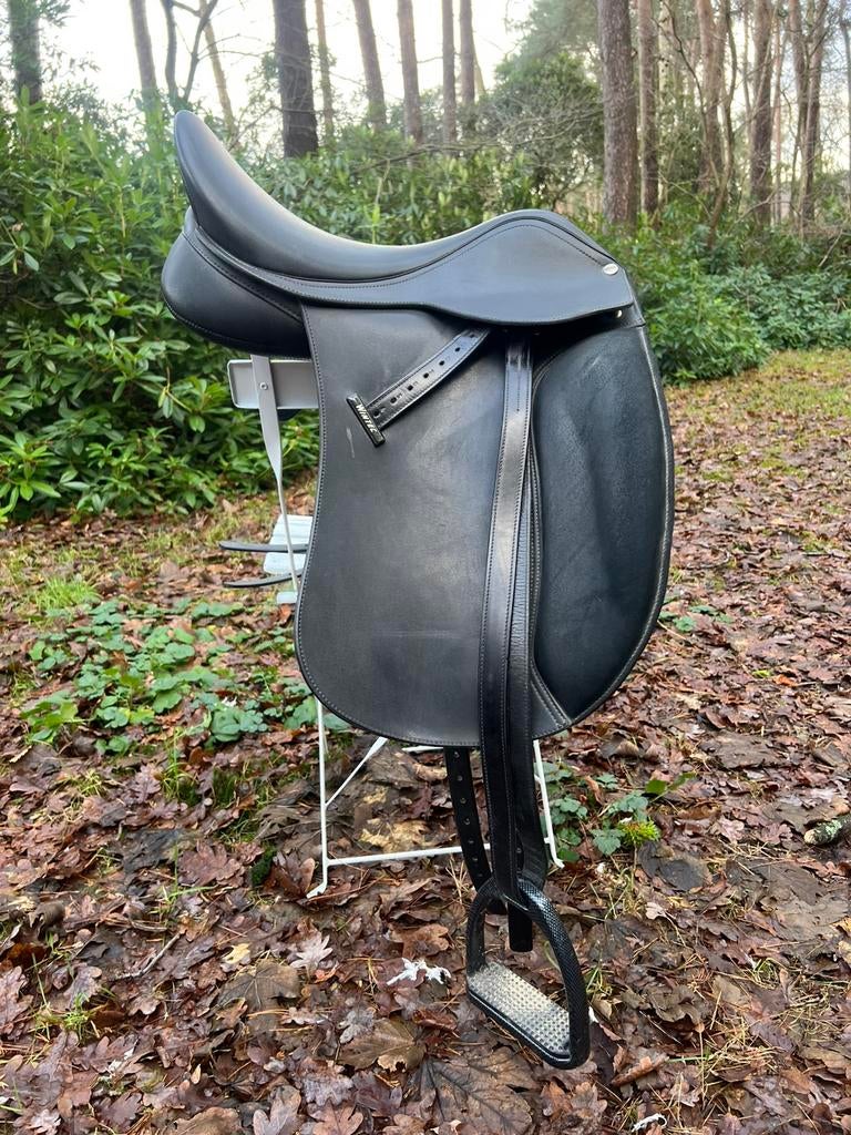 Wintec wide dressuur zadel, Dieren en Toebehoren, Ophalen, Zo goed als nieuw, Dressuur