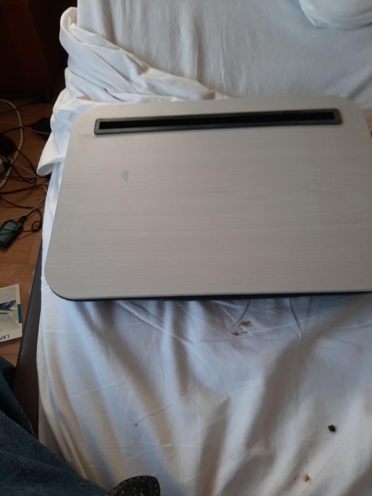 Tablet  stand houden  8 euro, Verzenden