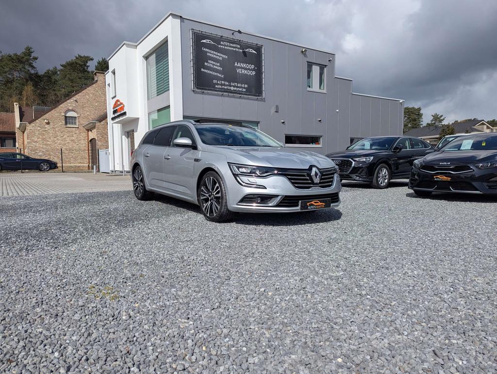Renault Talisman SW 1.8 AWD INITIALE PARIS | PANO | FULL OPT, Gebruikt, 4 cilinders, USB, Leder