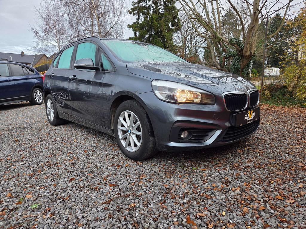 BMW 216 216d Active Tourer Aut. Advantage EXPORT/HANDELAAR, Auto's, BMW, Automaat, Gebruikt, 5 deurs, 3 cilinders