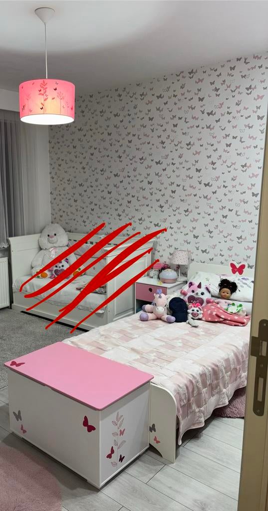 Kinderbedje + lattenbodem + kofferbak vlinder motief, Ophalen, 85 tot 100 cm, Zo goed als nieuw, Lattenbodem