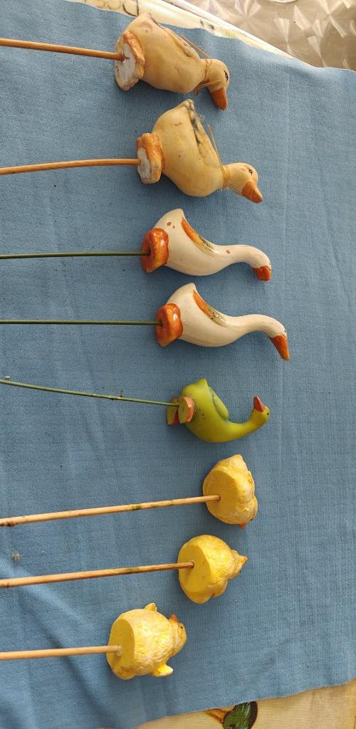 bloemenprikkers in steen kuikens eenden, Enlèvement ou Envoi, Moins de 25 cm, Pierre, Comme neuf