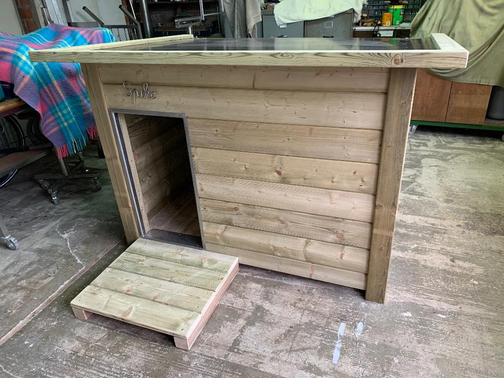 Hondenhok, Enlèvement, Utilisé