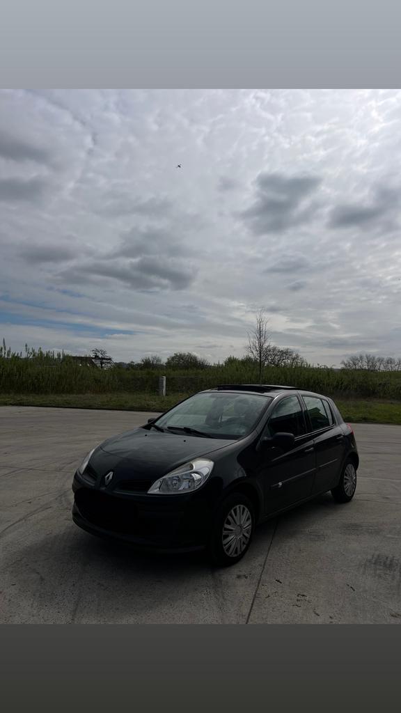 Clio 3, Autos, Achat, Boîte manuelle, Toit ouvrant, 5 portes