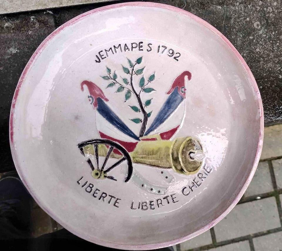 Plat en dour signe louis van de spiegle, Antiquités & Art, Enlèvement ou Envoi