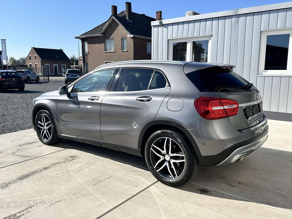 Mercedes-Benz GLA 180 GLA 180, Auto's, Mercedes-Benz, 122 pk, Gebruikt, Euro 6, 4 cilinders