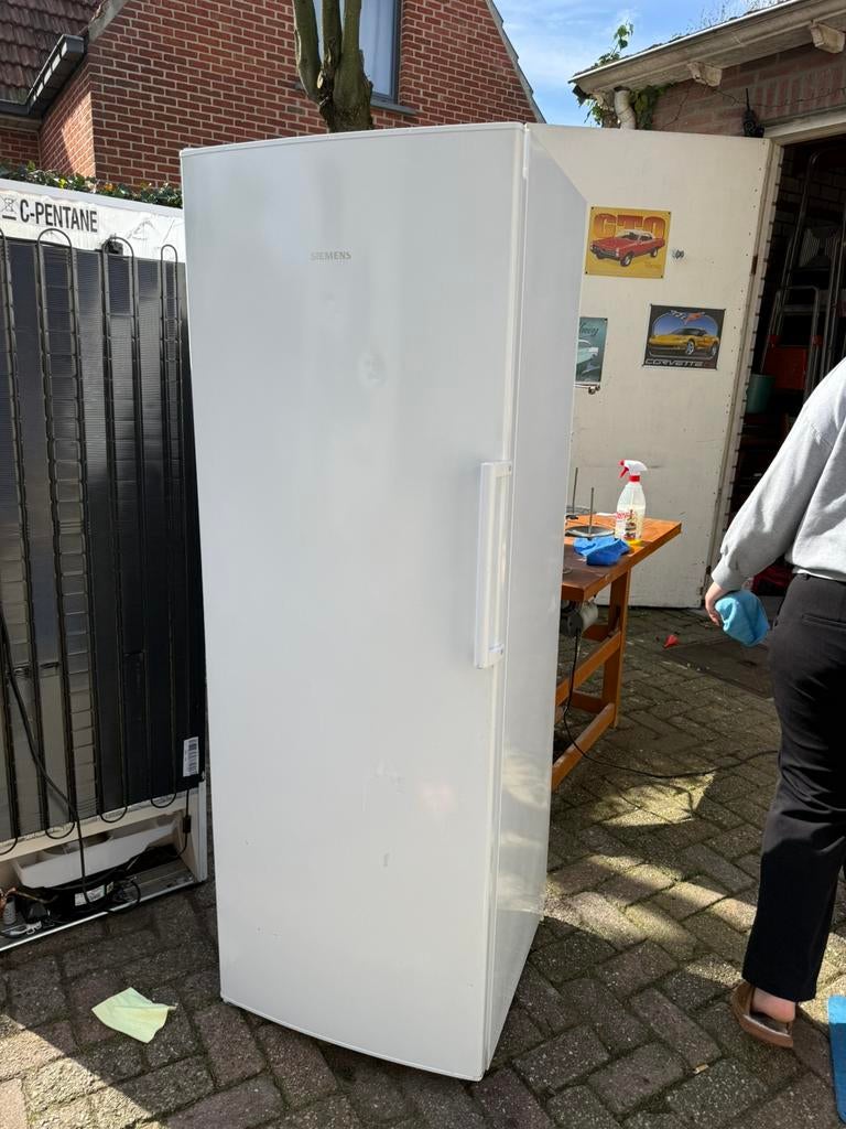 Siemens koelkast – vrijstaand – 321L – werkt goe, Ophalen, Zo goed als nieuw