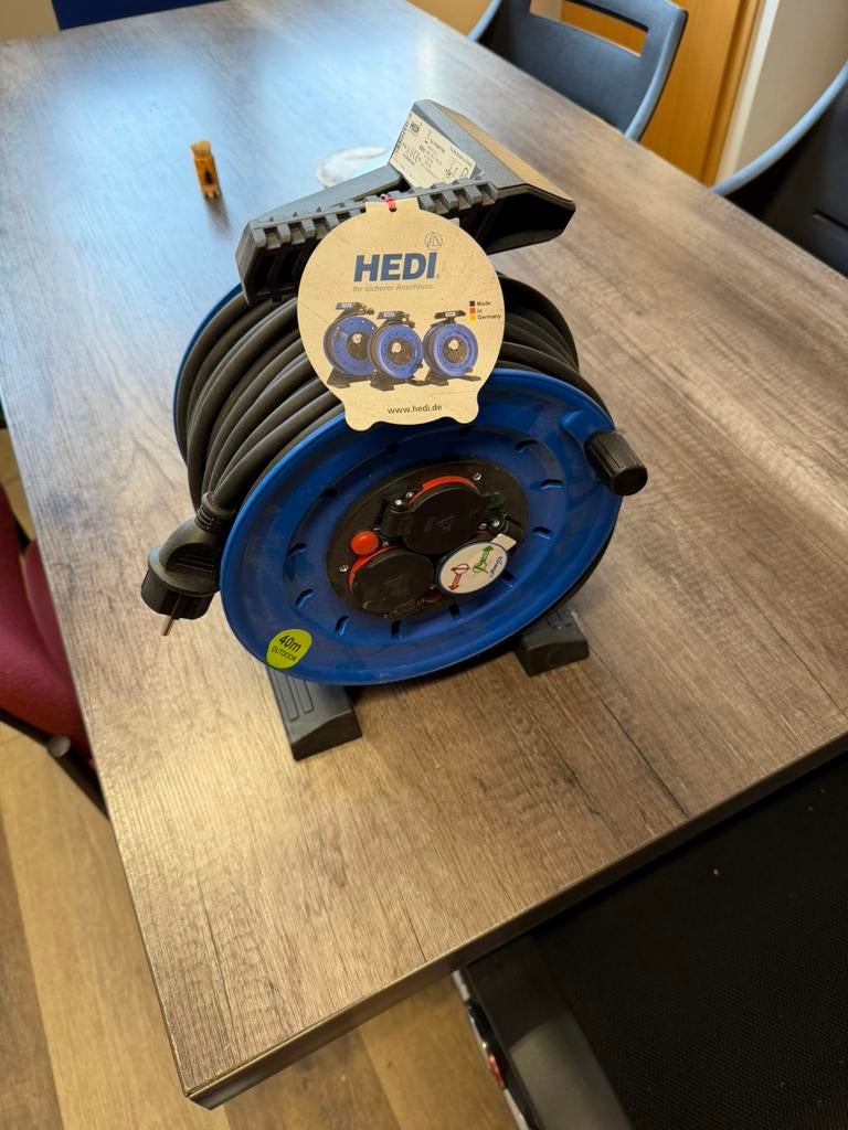 Enrouleur 40m hedi Neuf 3g1,5, Enlèvement