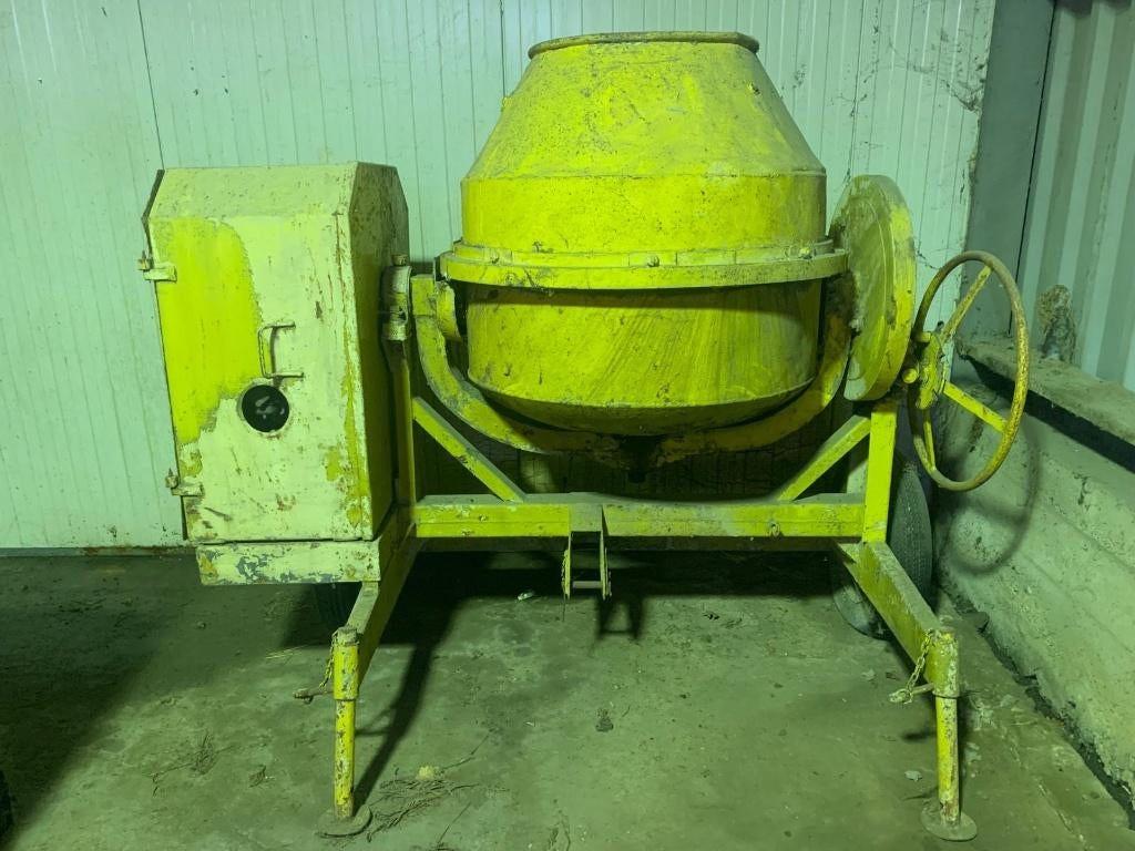 Mortelmolen - Benzinemotor, Doe-het-zelf en Bouw, Ophalen, Gebruikt