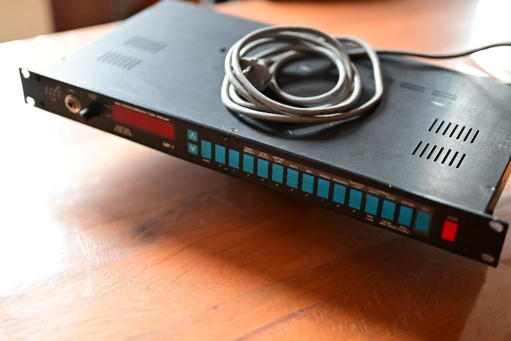 Préampli ADA MP1 avec lampes de guitare, Musique & Instruments, Musiques & Instruments Autre, Enlèvement, Utilisé