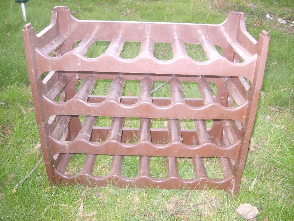 Rac à vin en plastique pour 36 bouteilles, Enlèvement ou Envoi, Comme neuf, Autres matériaux, 15 à 25 bouteilles