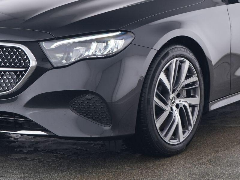 Mercedes-Benz E-klasse 300 e break Luxury Line | Head-Up Dis, Auto's, Mercedes-Benz, Automaat, Gebruikt, Zwart, 4 cilinders