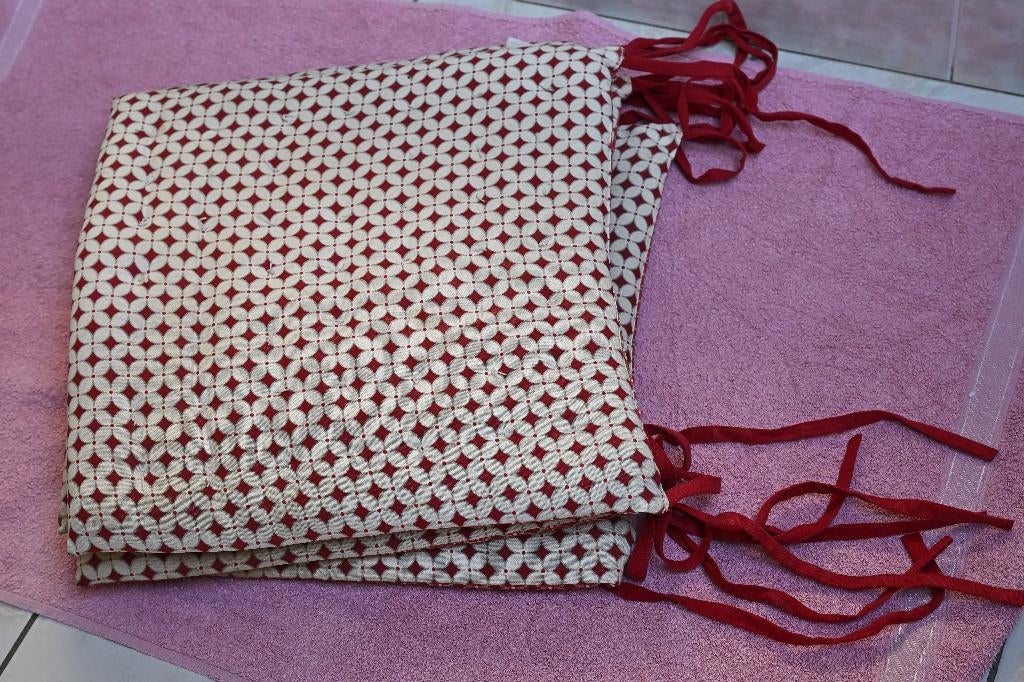 stoelkussens, Huis en Inrichting, Woonaccessoires | Kussens, Ophalen, Gebruikt, Rood, Vierkant