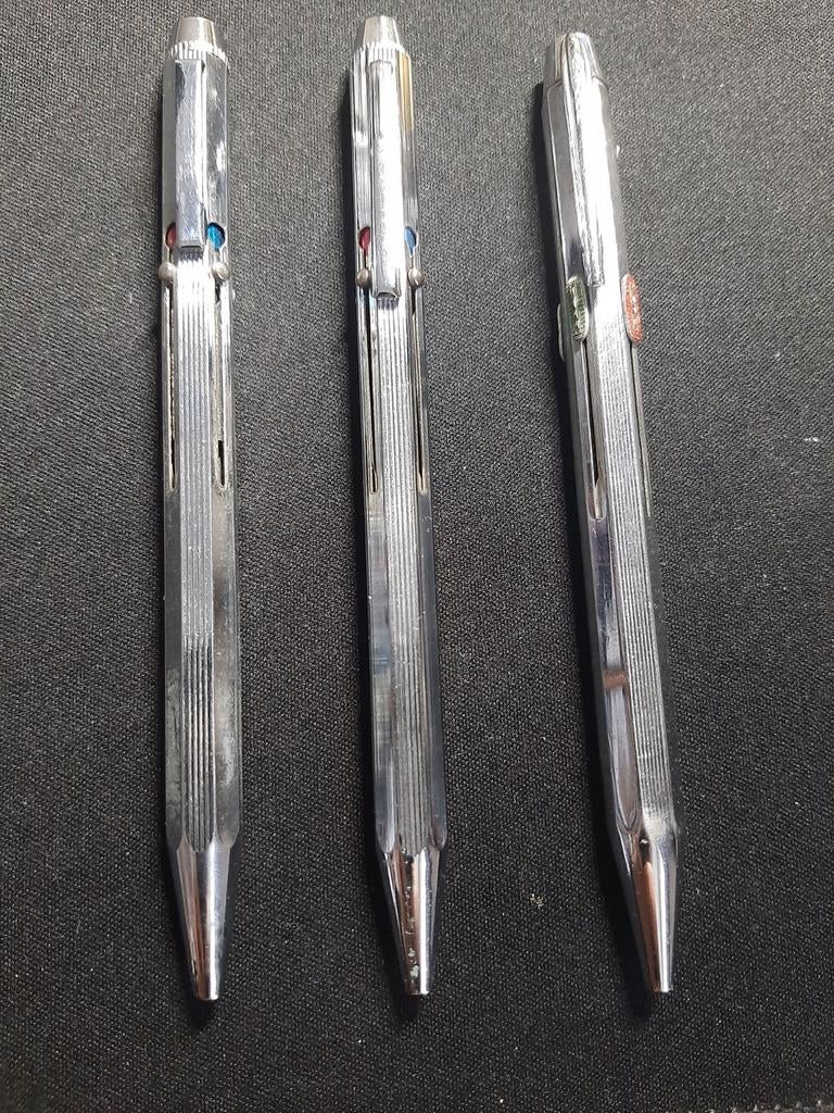 Vintage, 3 metalen balpennen in 4 kleuren, Ophalen of Verzenden, Zo goed als nieuw