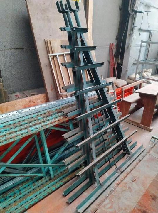 metalen rek / ondersteuning / opbergrekken, Zakelijke goederen, Kantoor en Winkelinrichting | Magazijn, Stelling en Opslag, Ophalen