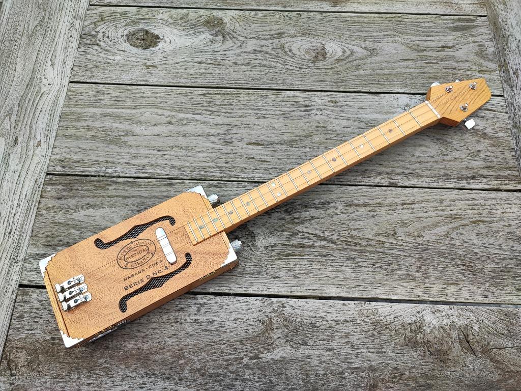 Custom Telecaster inspired Cigar Box Guitar (CBG), Ophalen, Zo goed als nieuw, Hollow body, Fender
