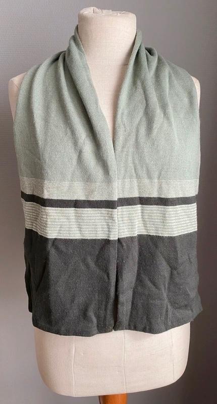 Groen gestreept sjaaltje Devernois 130cm X 21cm, Devernois, Envoi, Porté, Écharpe