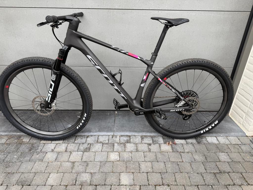 Scott Scale RC worldcup 2025 NIEUW! Maat L, Fietsen en Brommers, Fietsen | Mountainbikes en ATB, Ophalen, Zo goed als nieuw