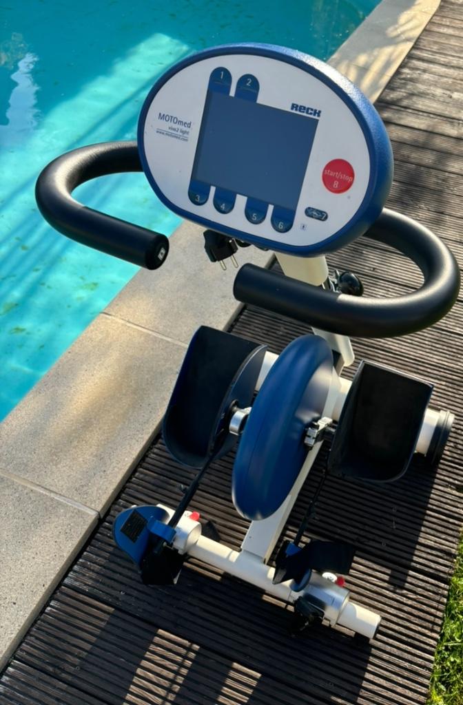 Motomed viva 2 benen met kuitschalen en super staat . Voor d, Enlèvement ou Envoi, Comme neuf