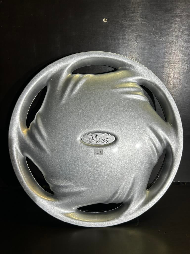 1 enjoliveur d’origine Ford fiesta 13", Autos : Divers, Enjoliveurs, Comme neuf, Enlèvement ou Envoi