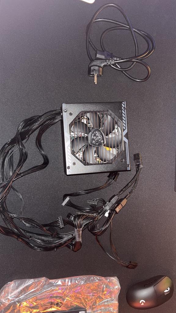 Alimentation pour PC gaming MSI 650w non modulaires, Enlèvement, Neuf