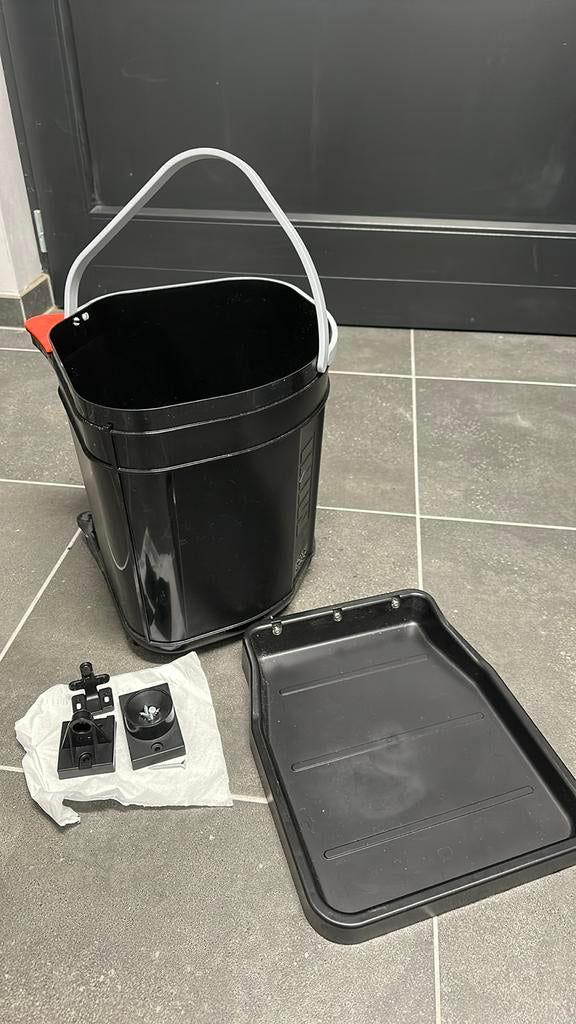 Poubelle Franke neuve !, Neuf, 25 à 50 cm, Moins de 100 cm, Enlèvement