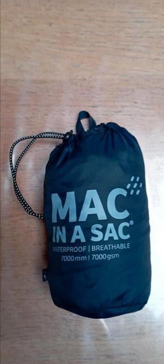 Regenjas Mac in a Sac, model K way, Ophalen, Zo goed als nieuw, Regenjas