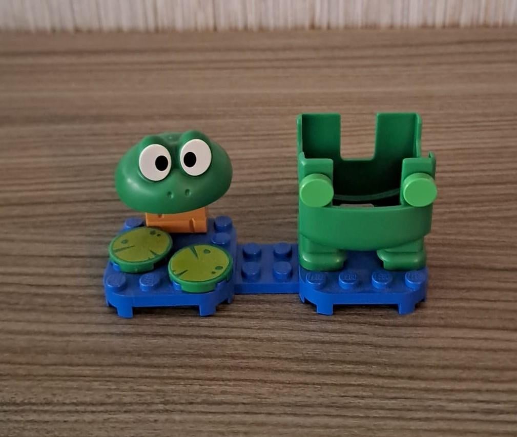 LEGO Super Mario: Kikker-Mario in Speelgoedkostuum Set, Kinderen en Baby's, Speelgoed | Duplo en Lego, Zo goed als nieuw, Lego