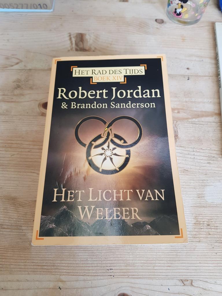 Robert Jordan - Het licht van weleer Rad des tijds XIV 14, Boeken, Fantasy, Zo goed als nieuw, Ophalen of Verzenden