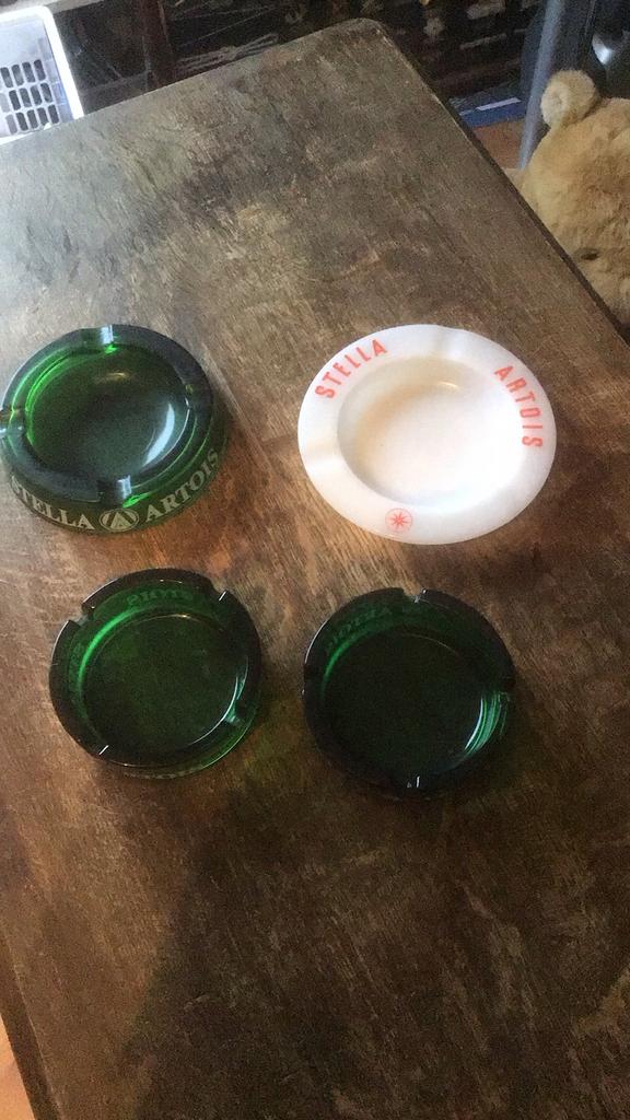 Stella Artois asbakken, Enlèvement, Stella Artois